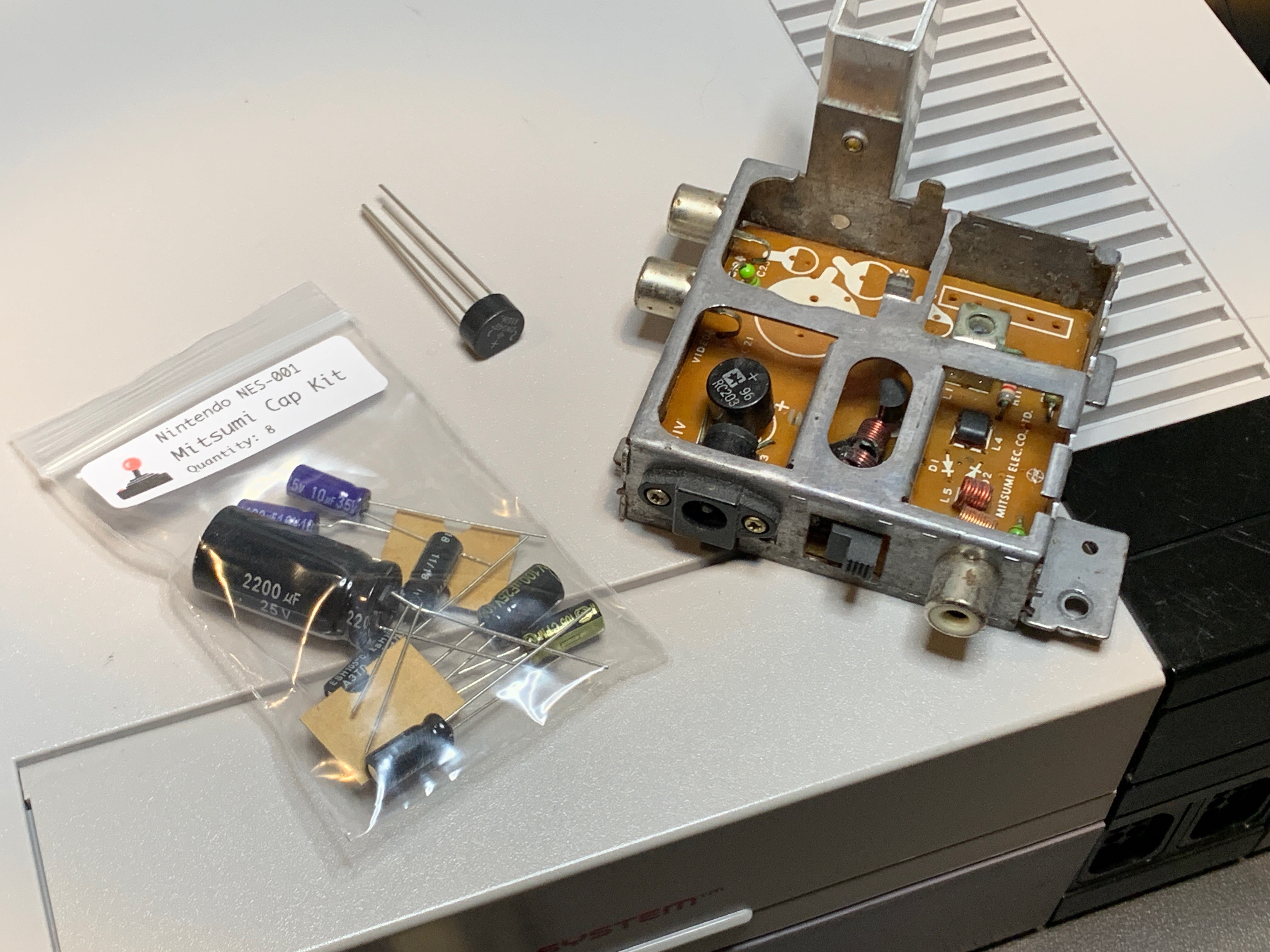 Nintendo NES Capacitor Kit (NES-001 NTSC)